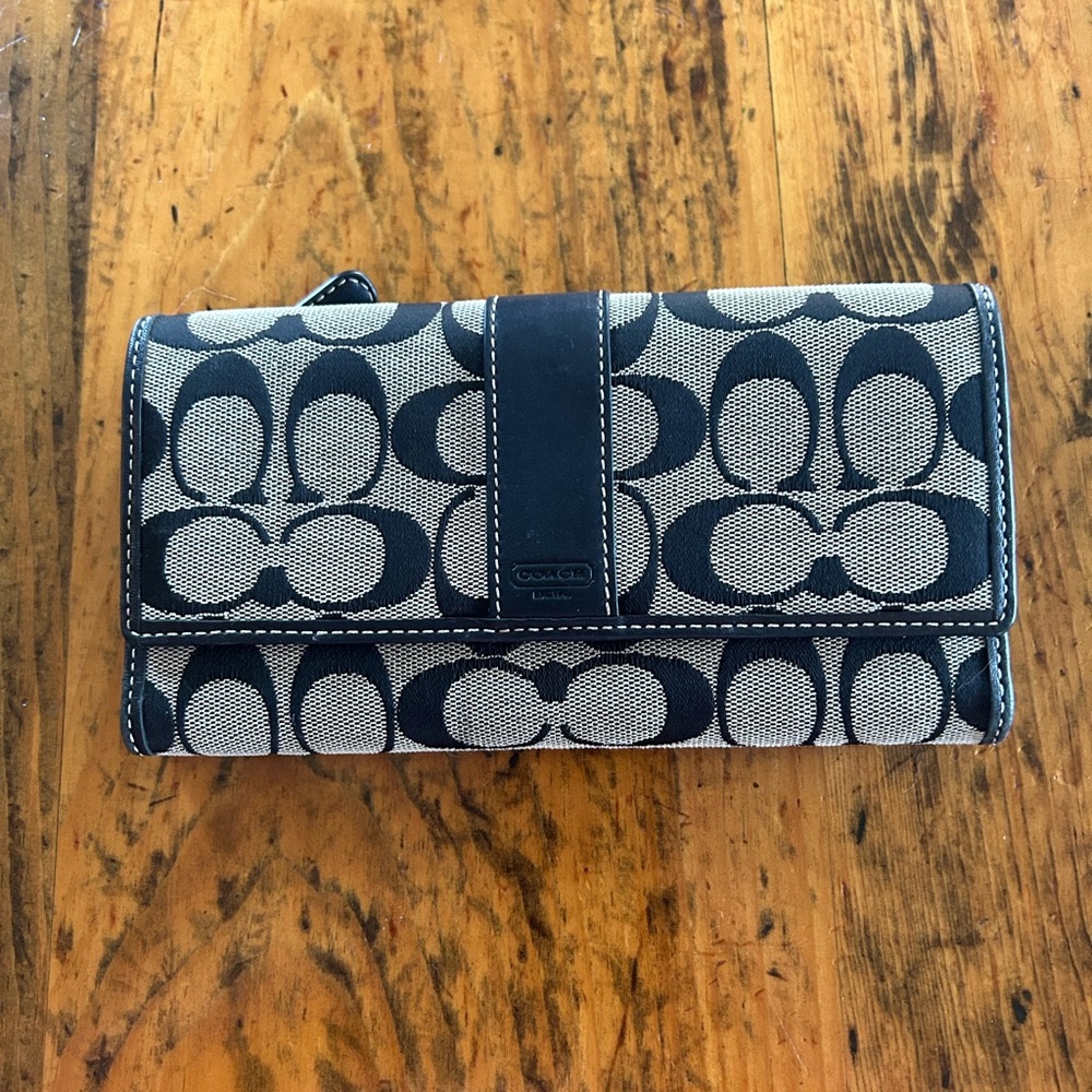 Coach long wallet and card holder